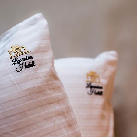 Lepanina Hotell 卡布里 外观 照片